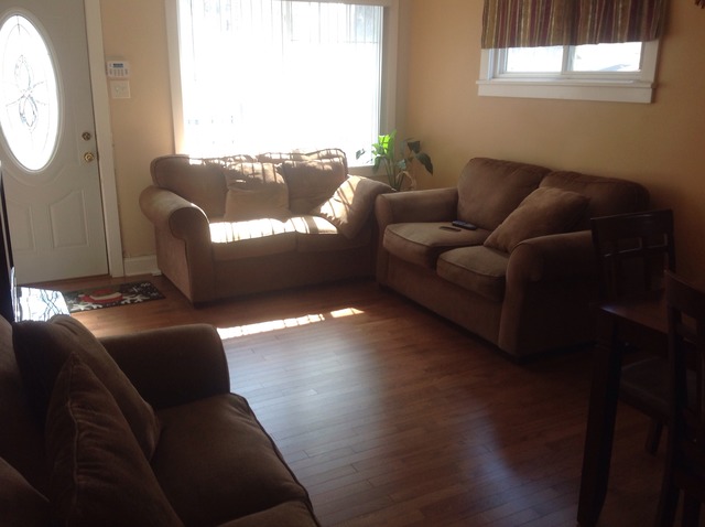 1044 Grand Blvd, Aurora, IL 60505 photo 4