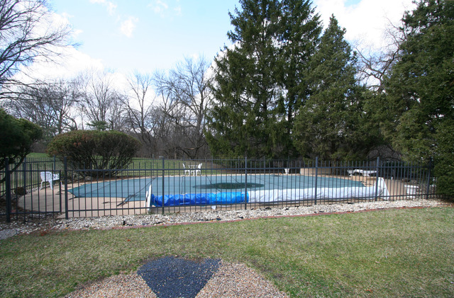 127 Post Rd, Willowbrook, IL 60527 photo 16