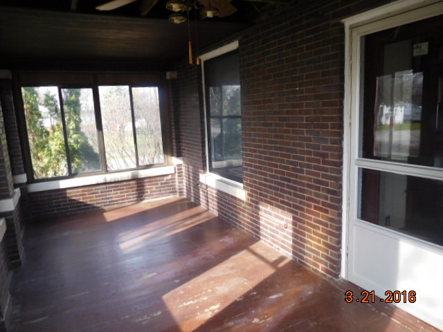 302 S Jackson St, Gardner, IL 60424 photo 6