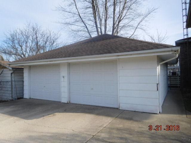 302 S Jackson St, Gardner, IL 60424 photo 5