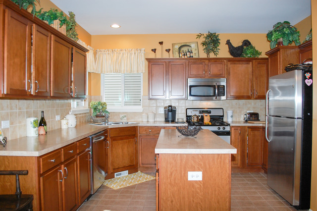 1724 Pin Oak Ln, Elgin, IL 60120 photo 5
