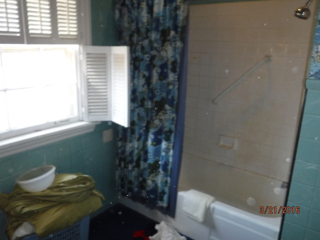 405 E Benton St, Aurora, IL 60505 photo 9