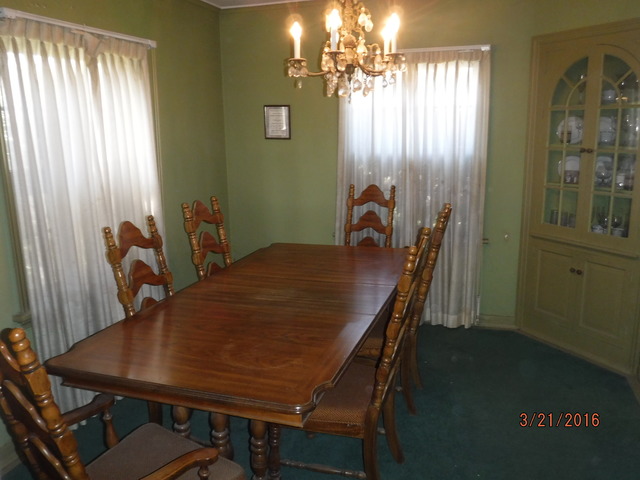405 E Benton St, Aurora, IL 60505 photo 4