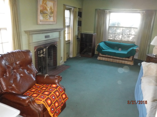 405 E Benton St, Aurora, IL 60505 photo 3
