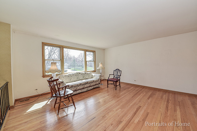 718 70th, Darien, IL 60561 photo 5
