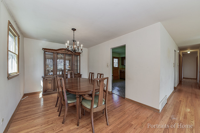 718 70th, Darien, IL 60561 photo 4