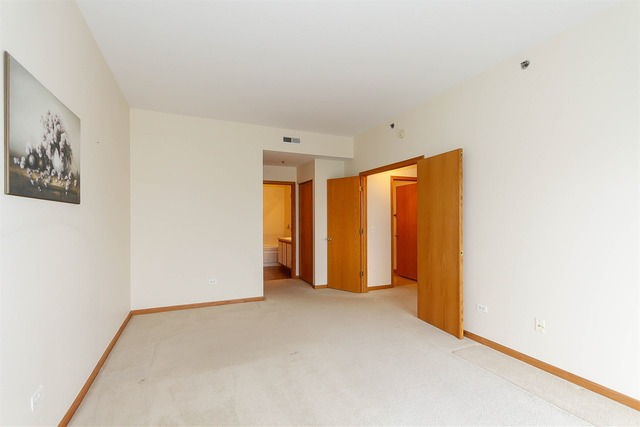3125 Town Square Dr #401, Rolling Meadows, IL 60008 photo 14