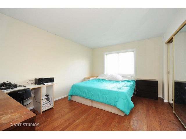 712 Cobblestone Cir #C, Glenview, IL 60025 photo 6