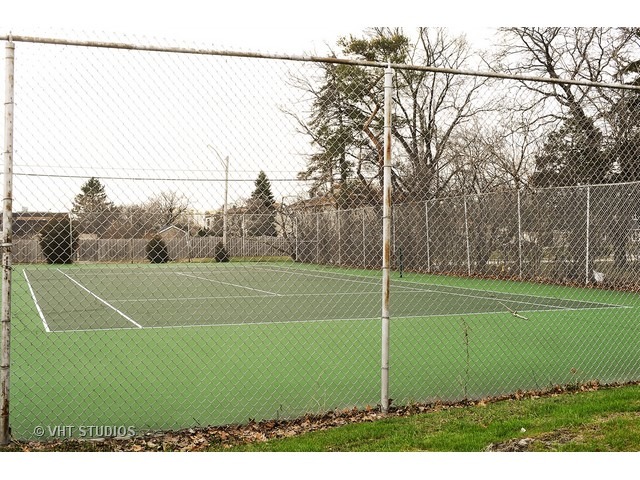 712 Cobblestone Cir #C, Glenview, IL 60025 photo 10