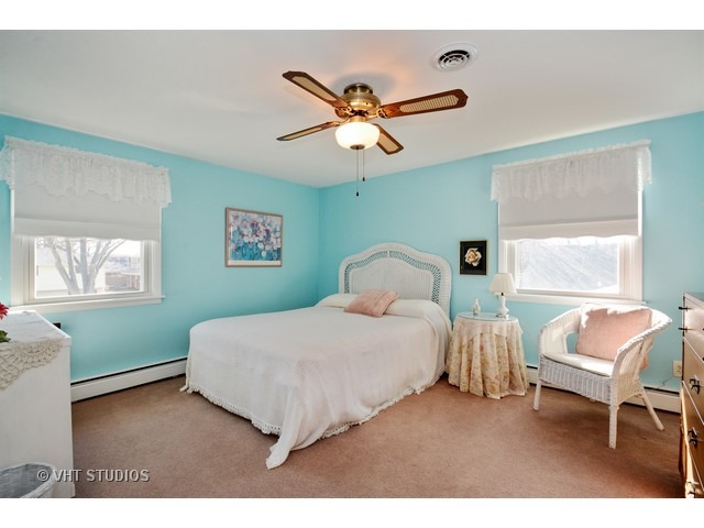 602 E 2nd St, Lockport, IL 60441 photo 7