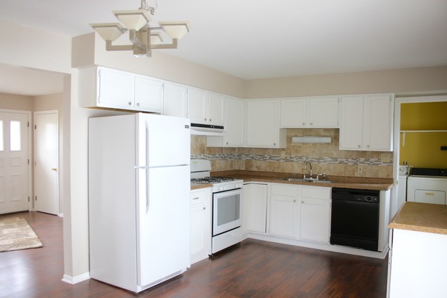1901 N Eastern Ave, Mchenry, IL 60050 photo 3