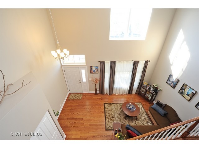 140 W Willow Rd, Wheeling, IL 60090 photo 17