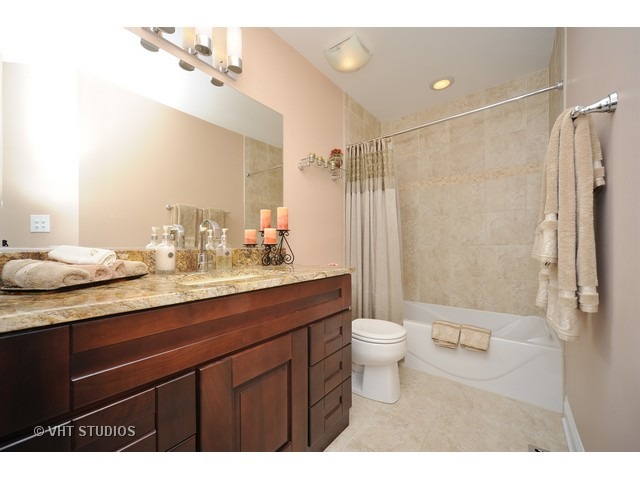 140 W Willow Rd, Wheeling, IL 60090 photo 15