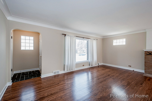110 S Williston St, Wheaton, IL 60187 photo 4