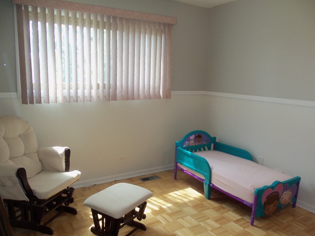 405 Arrow Trl, Wheeling, IL 60090 photo 16