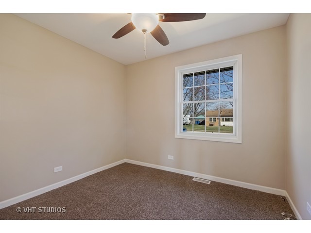1904 Innercircle Dr, Crest Hill, IL 60403 photo 7