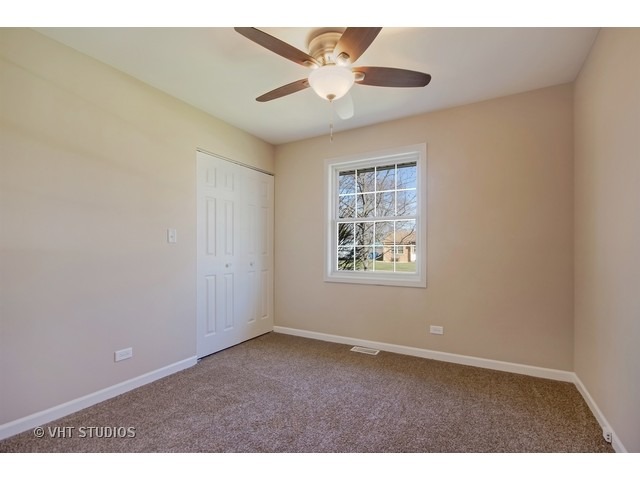 1904 Innercircle Dr, Crest Hill, IL 60403 photo 8