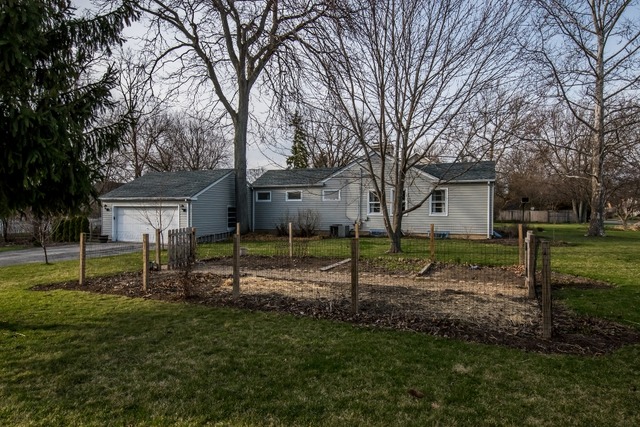 220 Kane St, Geneva, IL 60134 photo 23