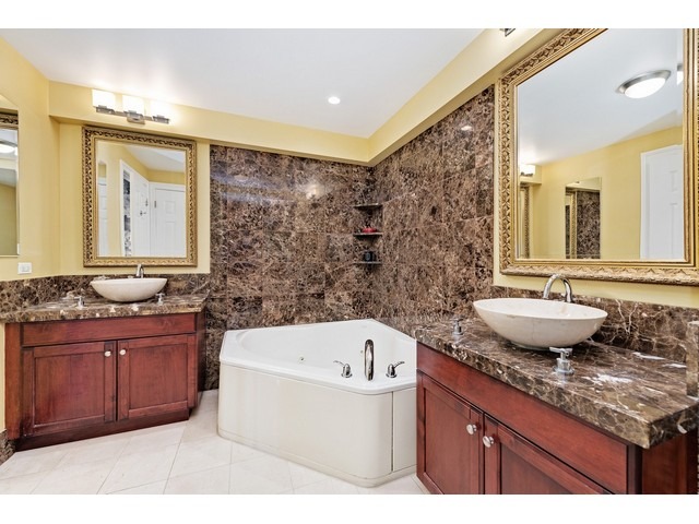 21 E Huron St #3004, Chicago, IL 60611 photo 21
