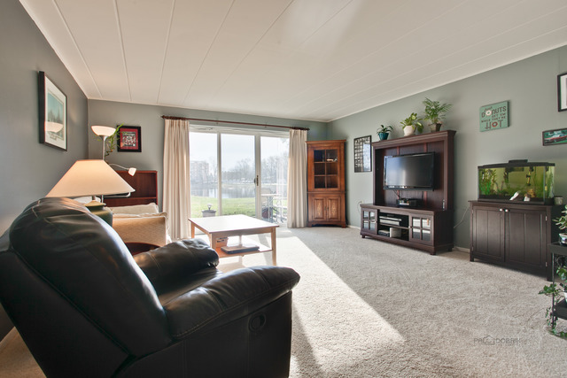 100 Deborah Ln #A24, Wheeling, IL 60090 photo 5