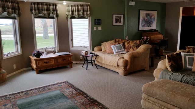 3112 E Holcomb Rd, Oregon, IL 61061 photo 9