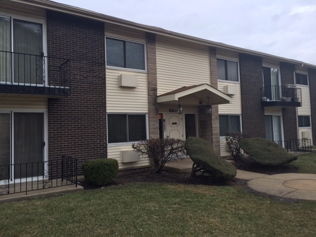 8804 Golf Rd #2E, Des Plaines, IL 60016 photo 1
