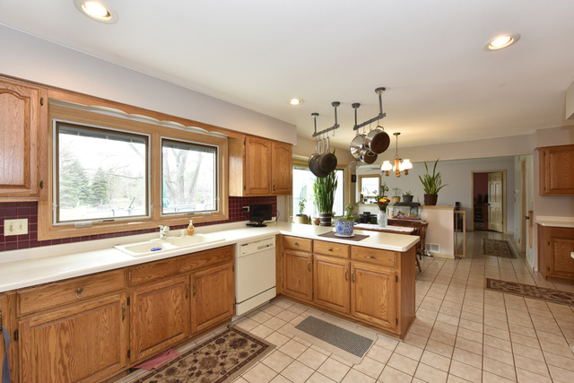 3330 Mini Dr, Wadsworth, IL 60083 photo 9