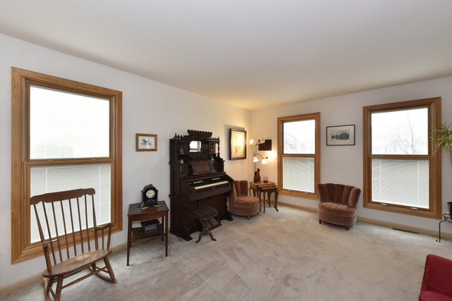 3330 Mini Dr, Wadsworth, IL 60083 photo 5