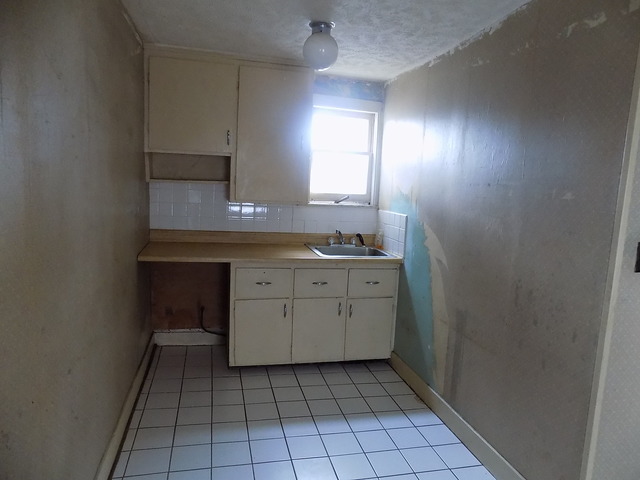 307 E Superior St, Ottawa, IL 61350 photo 10