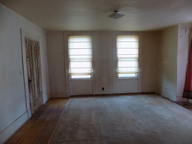 307 E Superior St, Ottawa, IL 61350 photo 7
