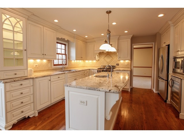 803 Rock Spring Rd, Naperville, IL 60565 photo 5