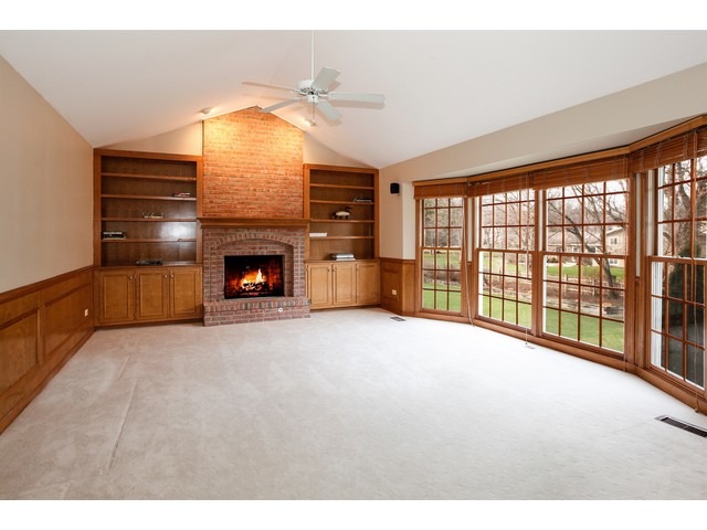 803 Rock Spring Rd, Naperville, IL 60565 photo 11