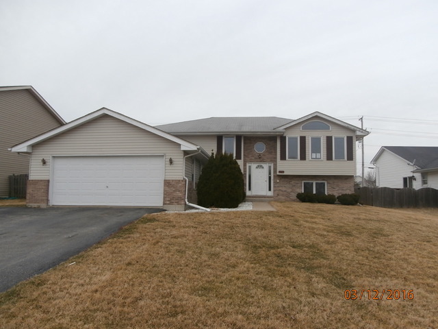 2005 Mystic Dr, Plainfield, IL 60586 photo 1