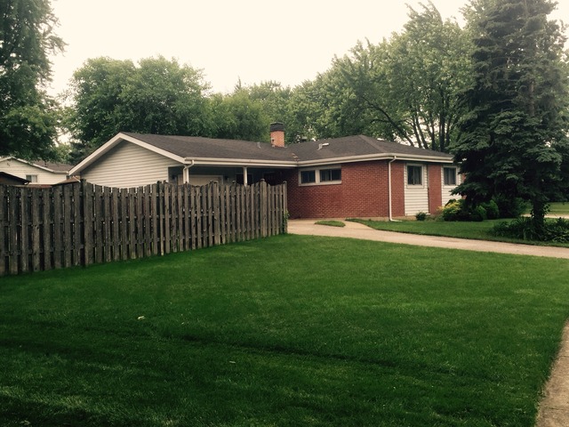 599 Milton Ln, Hoffman Estates, IL 60169 photo 1