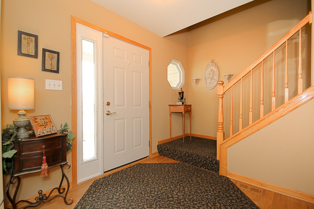 25441 W Gateway Cir, Plainfield, IL 60585 photo 3