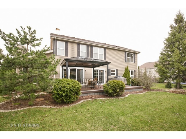 1335 Hunter Dr, Bartlett, IL 60103 photo 25