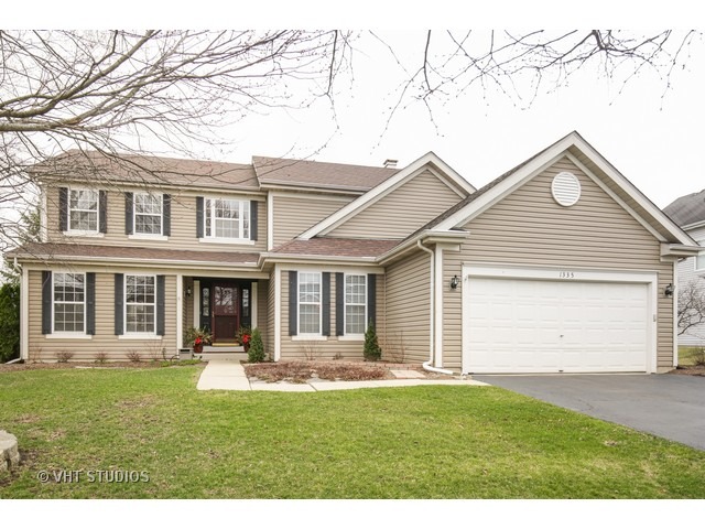1335 Hunter Dr, Bartlett, IL 60103 photo 1