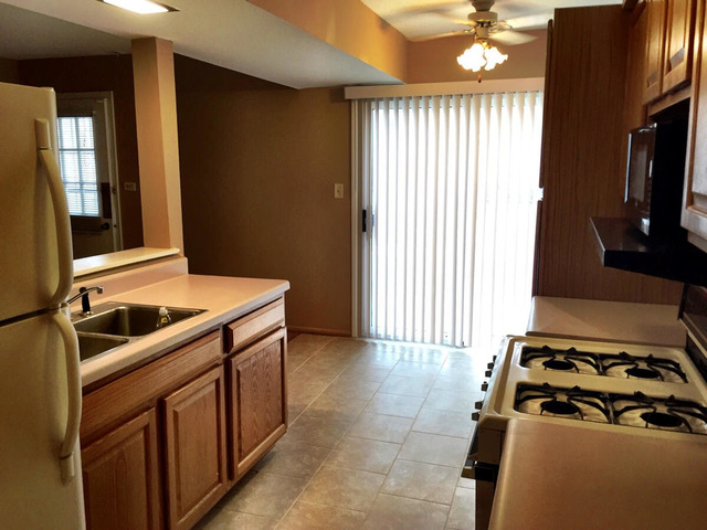 173 Emil Ct #B, Bartlett, IL 60103 photo 8