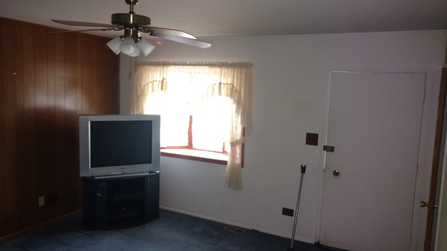 1093 Valley Stream Dr, Wheeling, IL 60090 photo 5