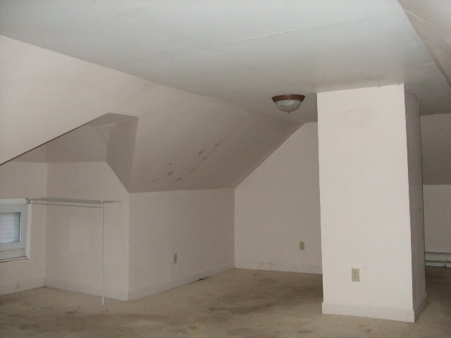 390 W Stone St, Kankakee, IL 60901 photo 9