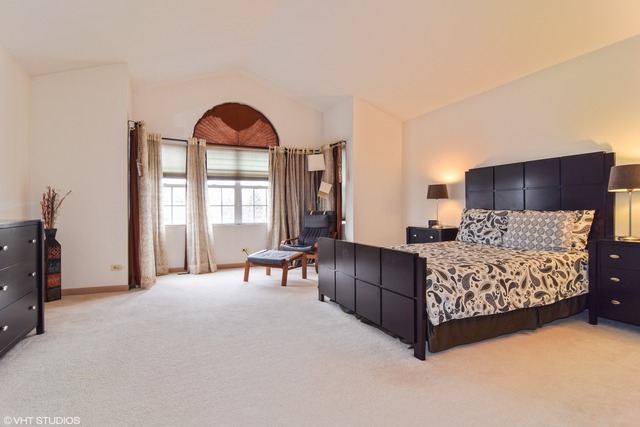 1227 Dunamon Dr, Bartlett, IL 60103 photo 6