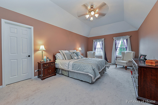 2444 Avalon Ct, Aurora, IL 60503 photo 12