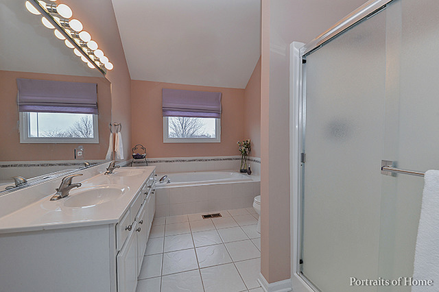 2444 Avalon Ct, Aurora, IL 60503 photo 13