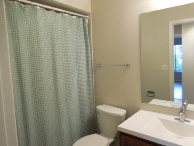 711 S River Rd #407, Des Plaines, IL 60016 photo 9