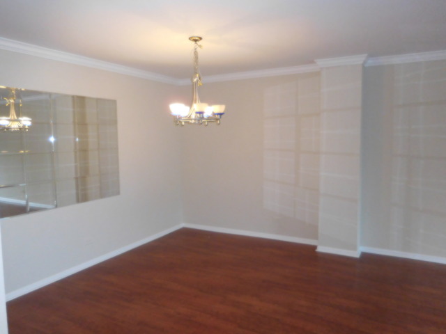 711 S River Rd #407, Des Plaines, IL 60016 photo 2