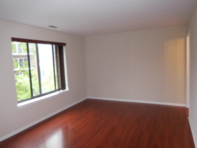 711 S River Rd #407, Des Plaines, IL 60016 photo 12