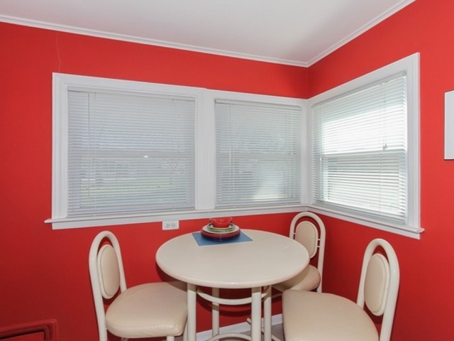 1287 Wayne Dr, Des Plaines, IL 60018 photo 13