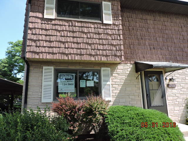 1712 Lakeview Dr, Wheeling, IL 60090 photo 2