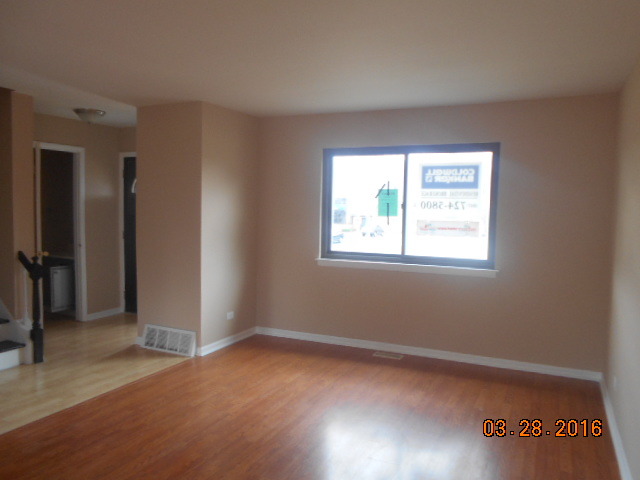 1712 Lakeview Dr, Wheeling, IL 60090 photo 7