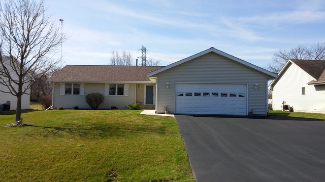 7051 Rye Ridge Trl, Cherry Valley, IL 61016 photo 1